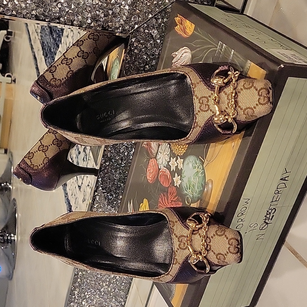 Gucci Pumps - Picture 3 of 16